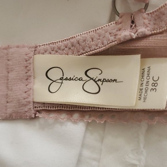 Jessica Simpson Bra - Picture 9 of 12